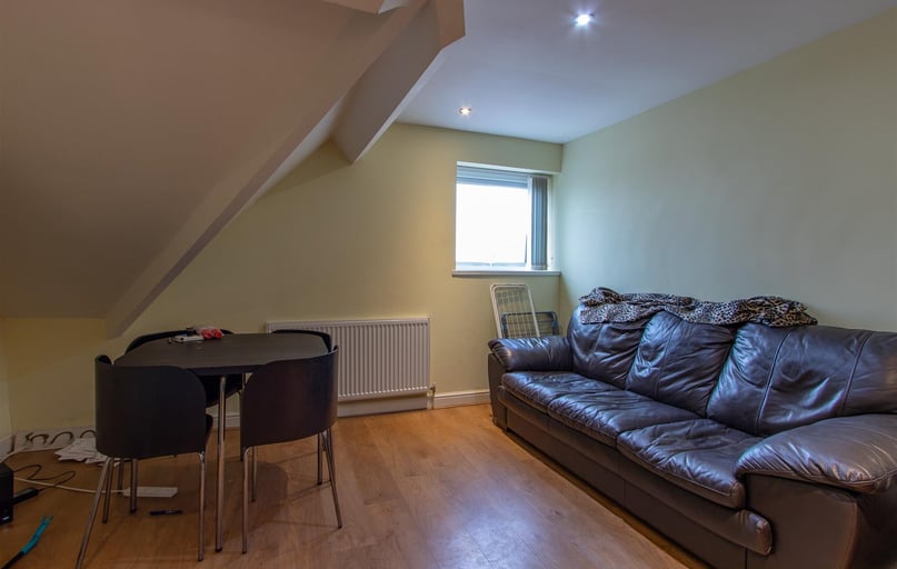 Richmond Road, Plasnewydd, Cardiff - Image 1